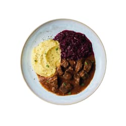 Freshfoodz Red Wine Goulash with cranberry red cabbage and mashed potatoes