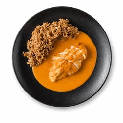High Protein Pasta mit Hähnchen in Paprikasauce