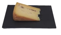 Bauer Freigeist DEMETER Walnut Semi-hard Cheese