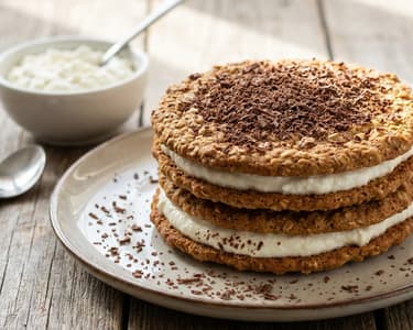 Haferflocken-Quark-Schnitten mit dunkler Schokolade