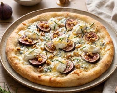 Pizza Bianca mit Feigen und Gorgonzola | Knusprig & cremig