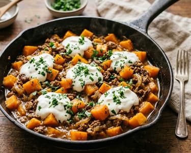Pumpkin & Minced Meat Skillet with Sour Cream | Quick Autumn Delight