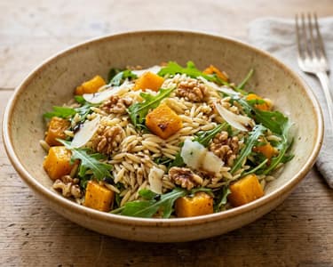Italienischer Kürbis-Orzo-Salat | Feiner Herbstgenuss