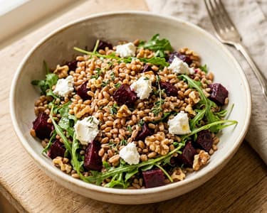 Italienischer Farro-Salat | Mit Roter Bete & Ziegenkäse