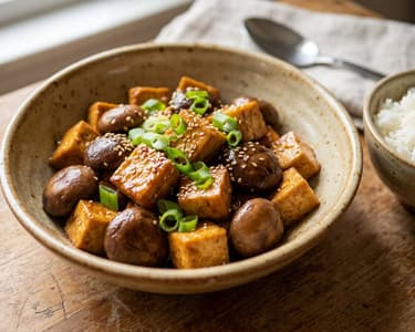 Hong Shao Tofu mit Shiitake | Wok-Klassiker in 20 Min.