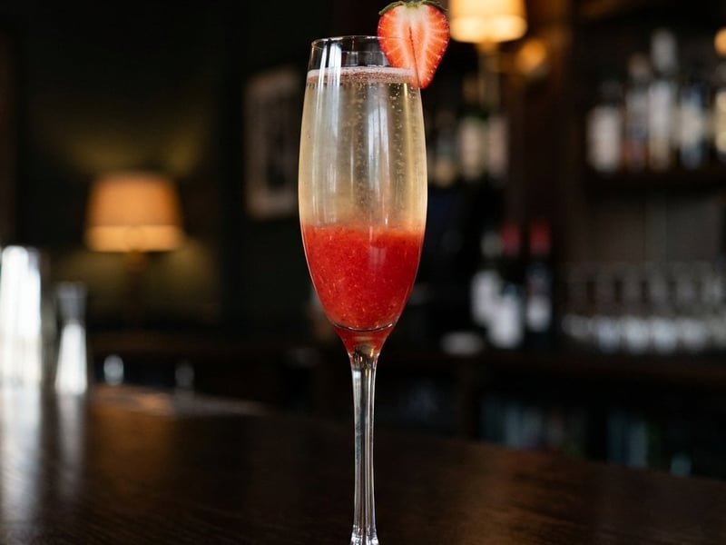 Rossini Cocktail | Fruity Strawberry Aperitif