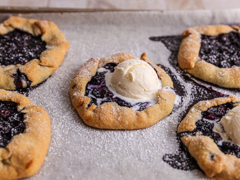 Mini Blaubeer-Galettes