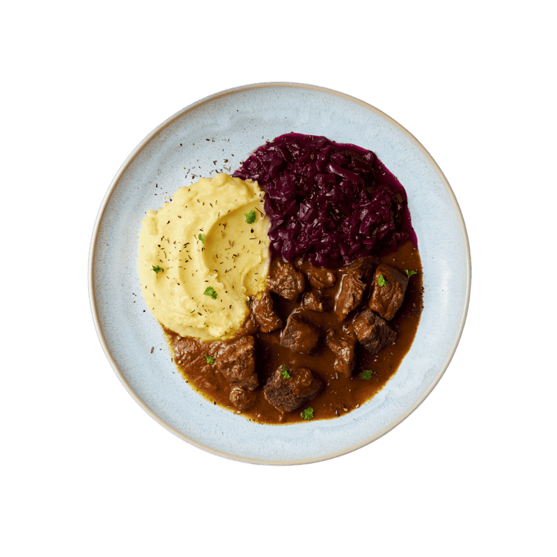 Freshfoodz Red Wine Goulash with cranberry red cabbage and mashed potatoes