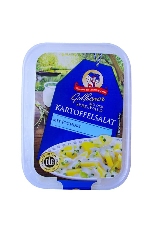 Old Berlin-style potato salad in slices