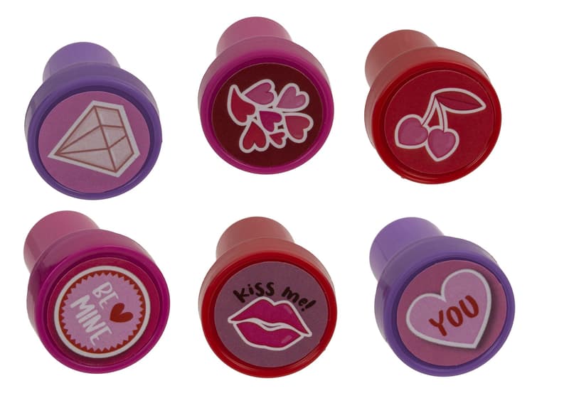 Stamp Hearts and Kisses 2.5cm 6 pieces