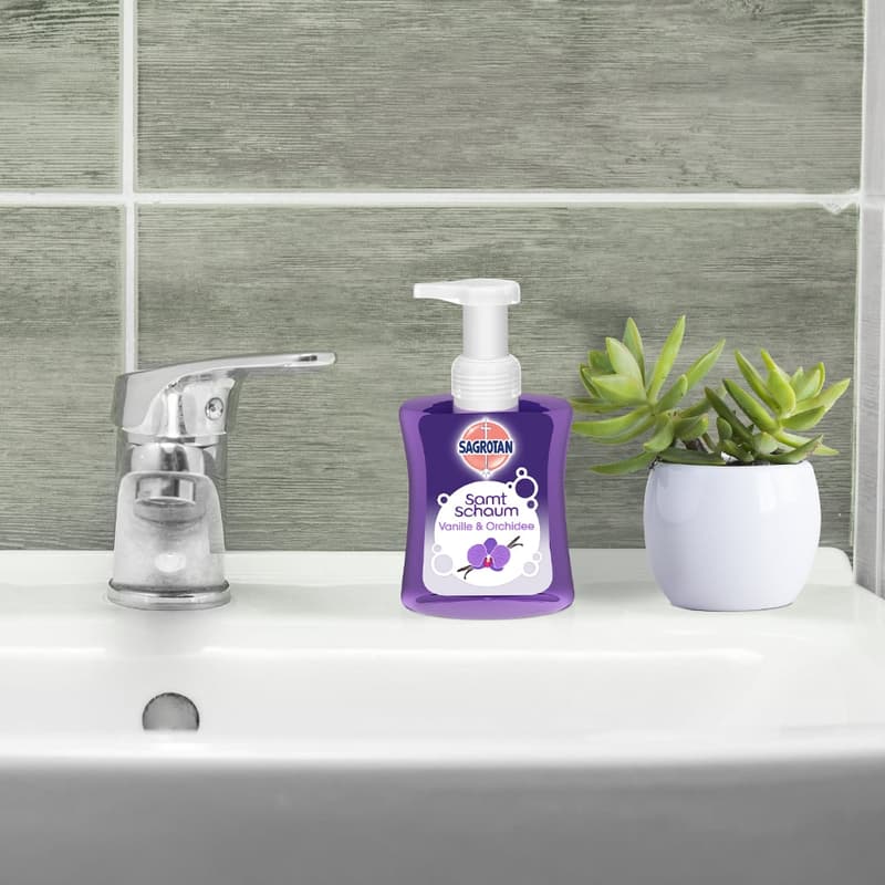 Sagrotan Velvet Foam Soap Vanilla & Orchid
