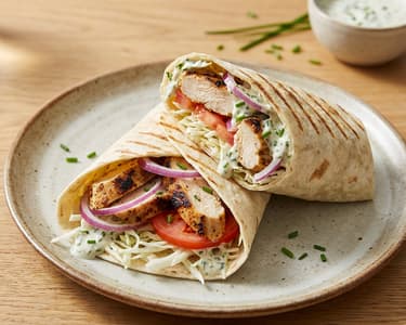 Hähnchen-Tortilla mit Kräuterdressing