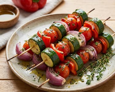 Bunte Gemüsespieße vom Grill