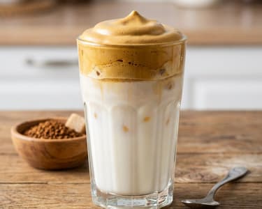 Dalgona Coffee | Fluffy Coffee Trend
