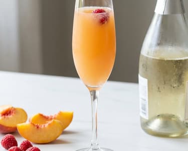 Bellini | The fruity cocktail classic from Venice