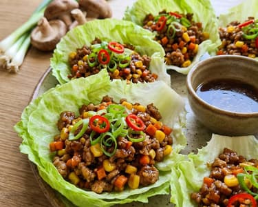 San Choy Bao - Salat-Wraps mit Hackfleisch