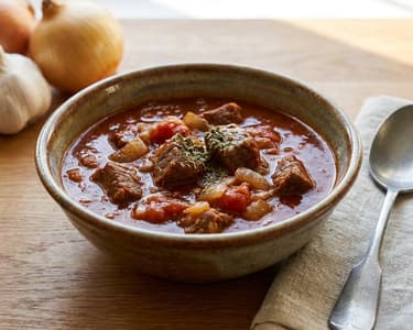 Ungarisches Gulasch mit Spirelli