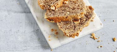 Freche Freunde: Natürlich süß & einfach gemacht: Bananenbrot mit Walnüssen