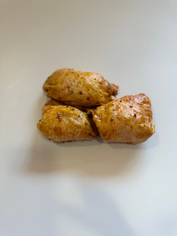 Traditionsgeflügel Hähnchen Keulensteak mariniert Curry