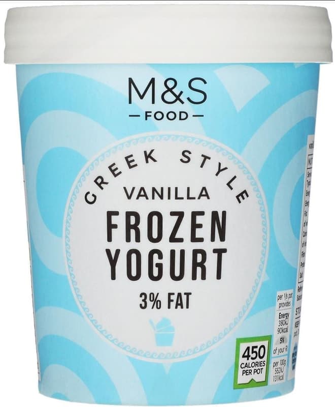 Marks & Spencer Joghurteis nach griechischer Art mit Vanillegeschmack