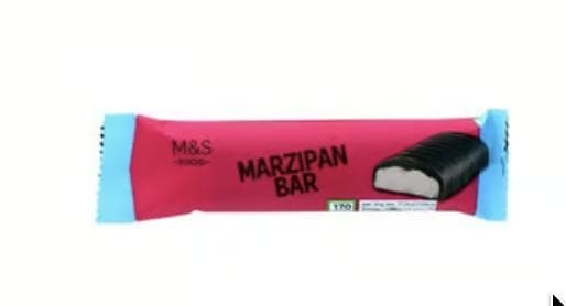 Marks & Spencer Riegel aus Zartbitterschokolade mit feiner Marzipanfüllung